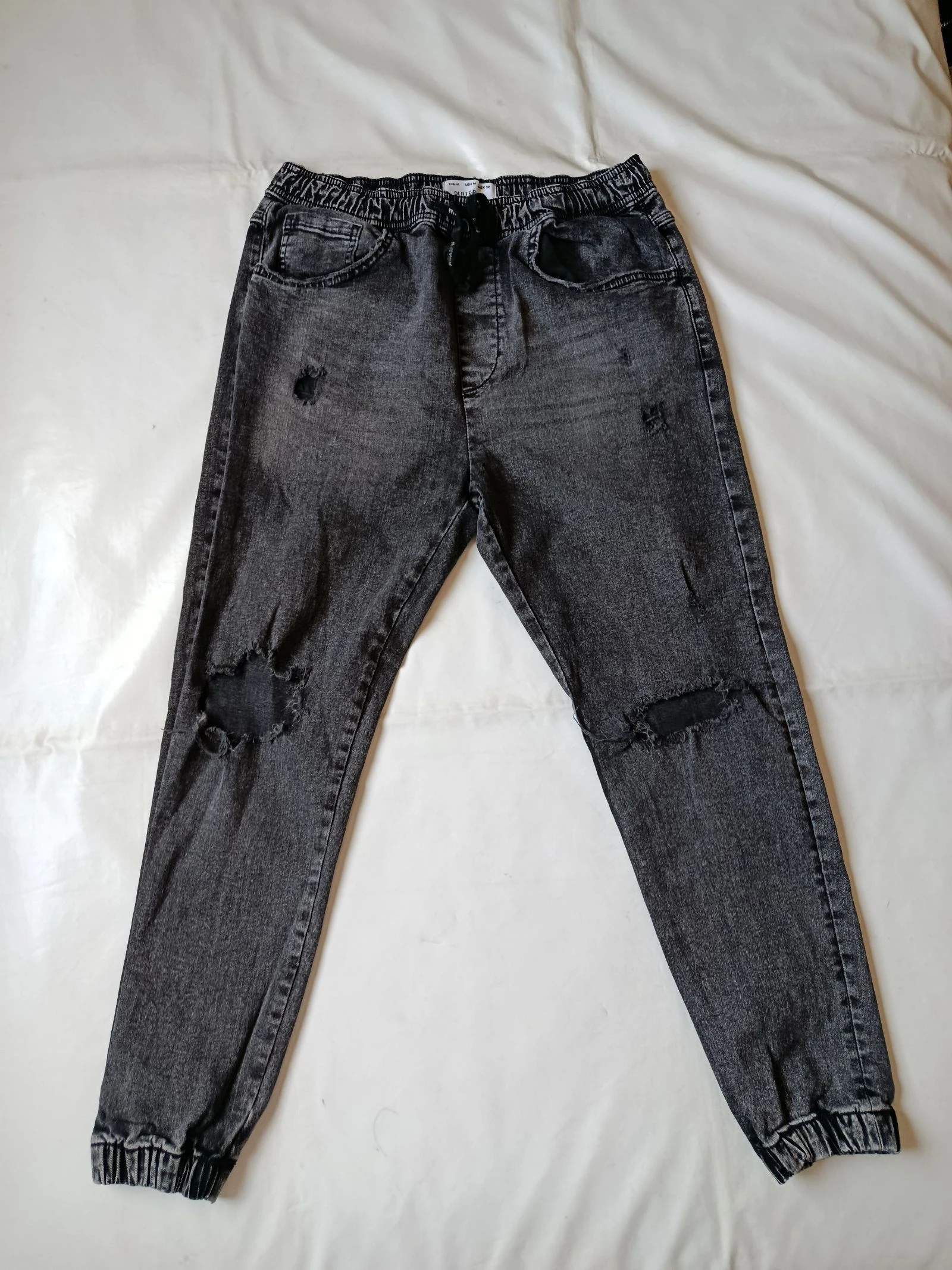 Vaqueros rotos Pull and bear  – photo 2